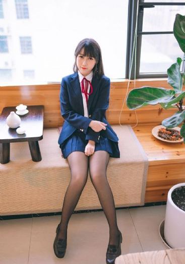 欧美个性嘻哈女生图片_HD免费在线观看