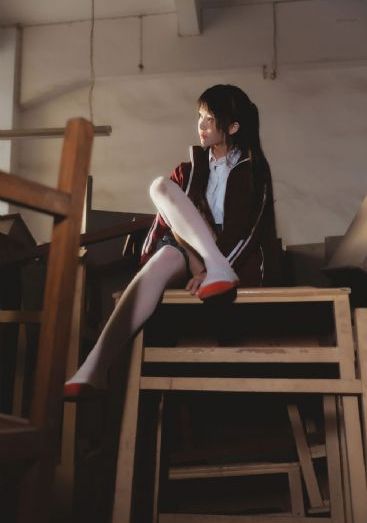 欧美风女生冷酷_1080P视频大全