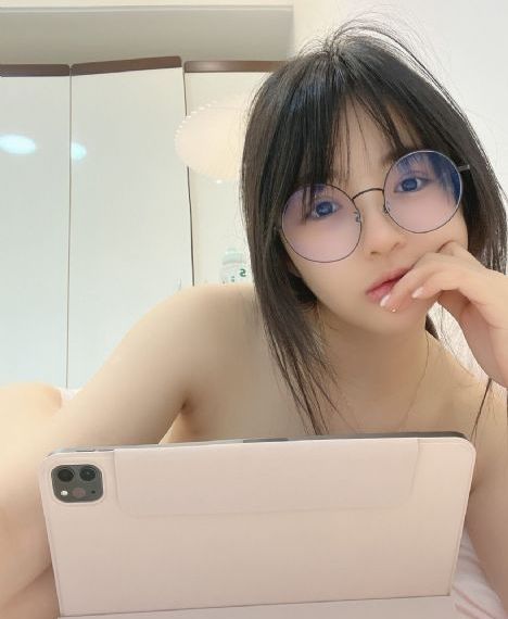 西西欧美人体艺术写真_BD英语超清在线观看