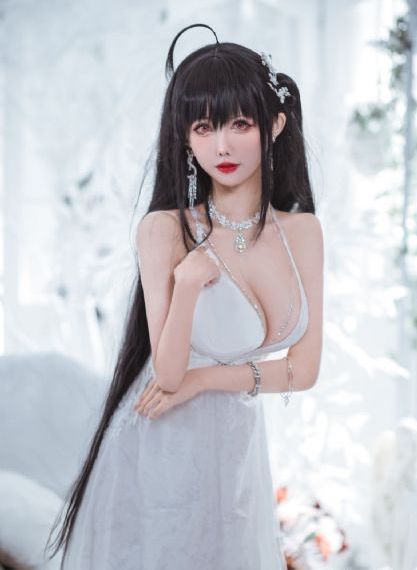 欧美老妇吃嫩草_高清在线观看
