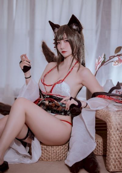 欧美韩版时尚女装_超清BD在线观看