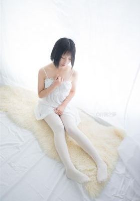亚洲一区二区制服丝袜_超清电视剧在线观看